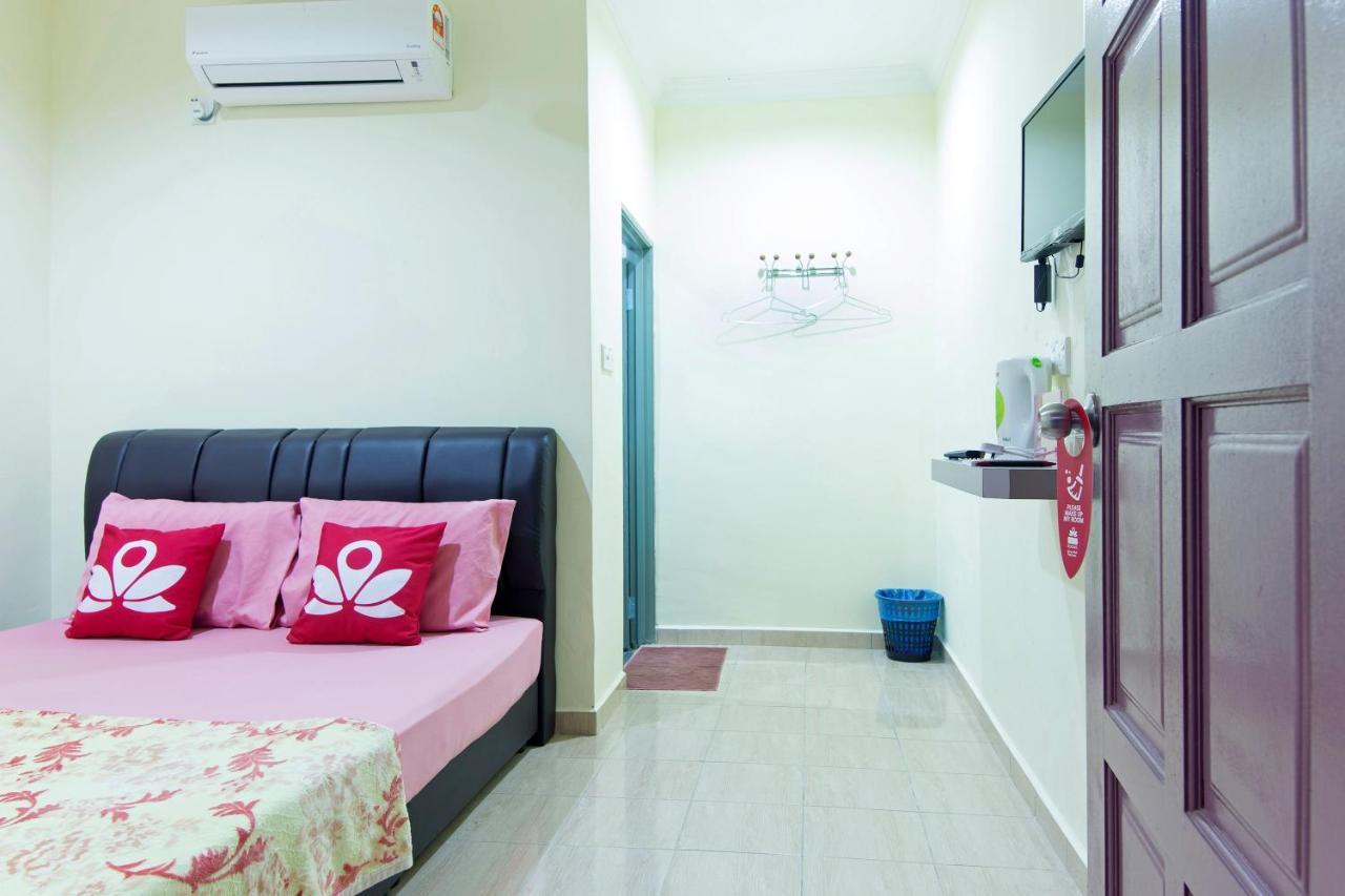 Kampung Guest House Pantai Cenang  Esterno foto