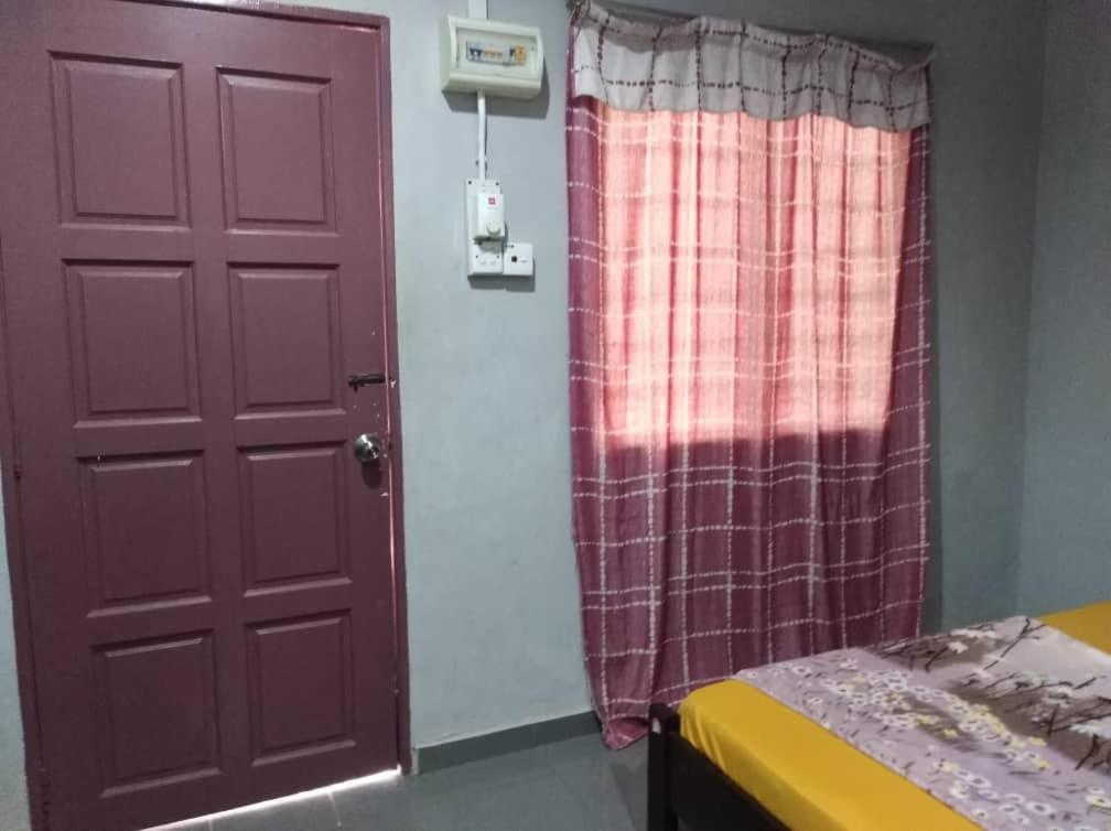 Kampung Guest House Pantai Cenang  Esterno foto